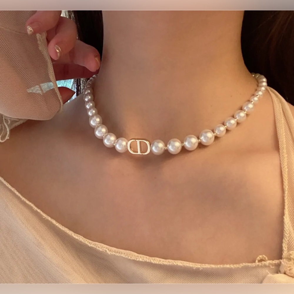 Dior necklace